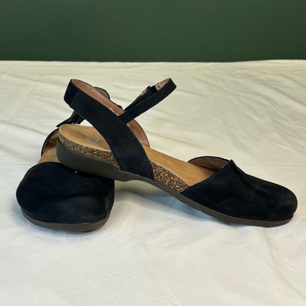Dansko Rowan Nubuck Women's Shoes Black Size 39 US 8.5